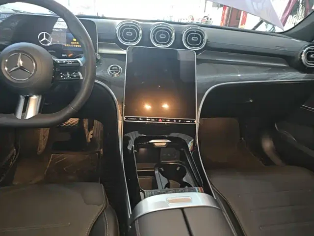 Mercedes-Benz C-Class — Фото автомобиля 9