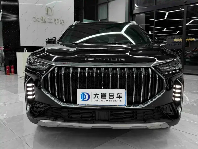 Jetour X70 Plus — Фото автомобиля 2