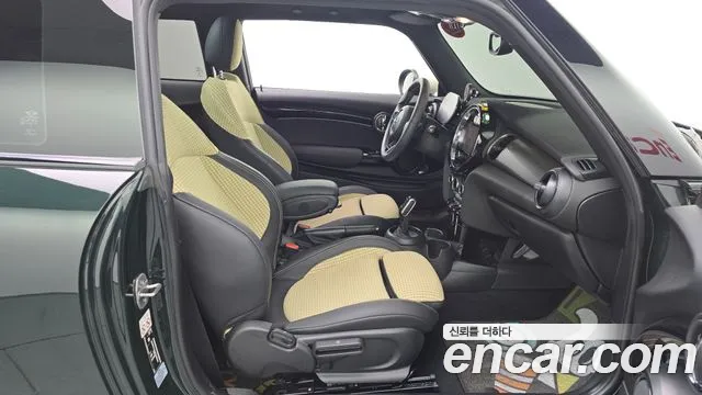 Mini Cooper Cooper Resolute Edition — Фото автомобиля 26