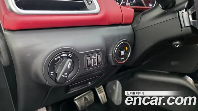 Maserati Ghibli — Фото автомобиля 17
