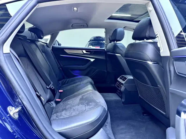 Audi A7L — Фото автомобиля 13