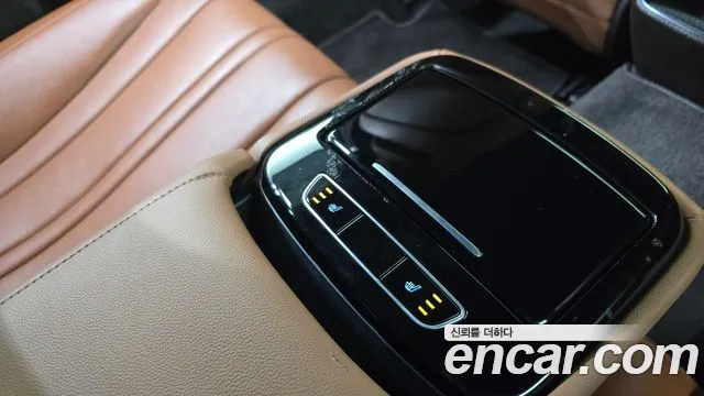 Genesis G80 Бензин 2.5 турбо 2WD — Фото автомобиля 16