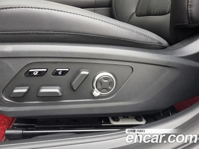 Hyundai Grandeur GN7 — Фото автомобиля 18