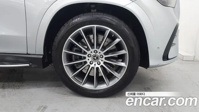 Mercedes-Benz GLE-Class — Фото автомобиля 5