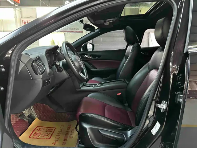 Mazda CX-4 — Фото автомобиля 13