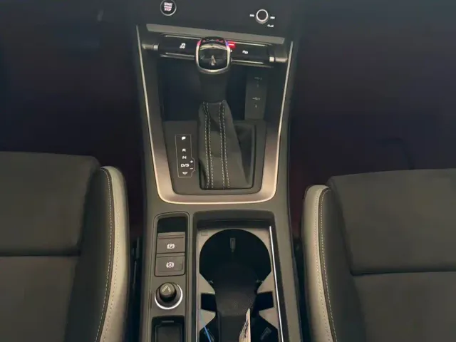 Audi Q3 — Фото автомобиля 14