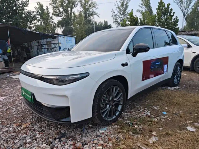 Фотография автомобиля — Leapmotor C10