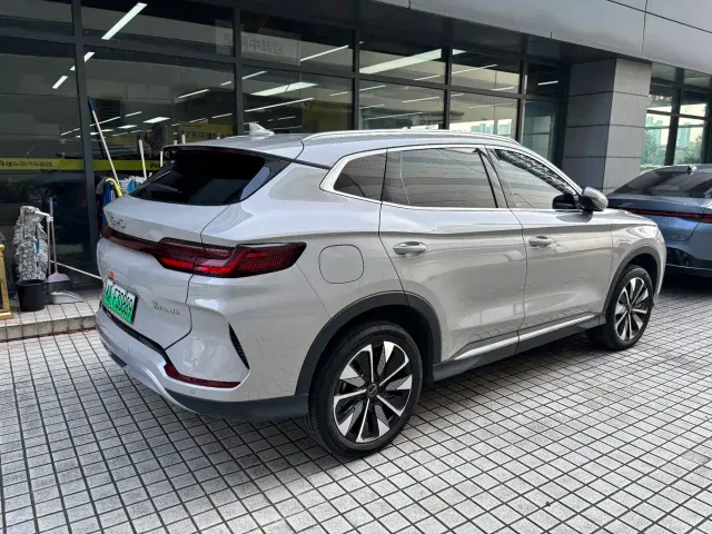 BYD Song PLUS — Фото автомобиля 2