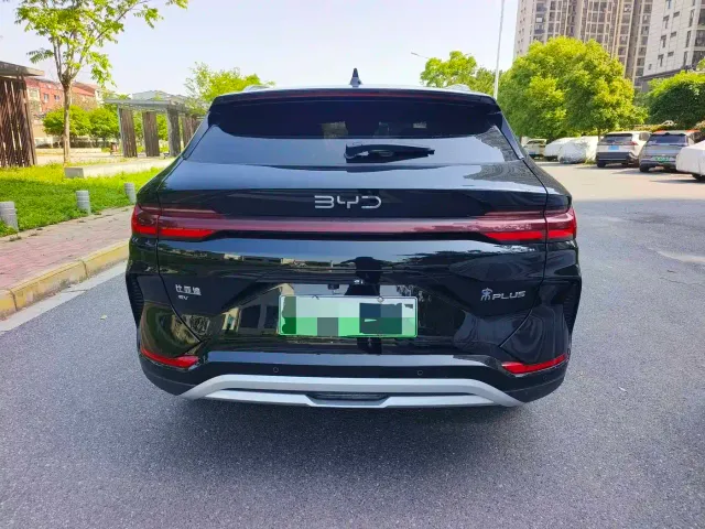 BYD Song PLUS — Фото автомобиля 6