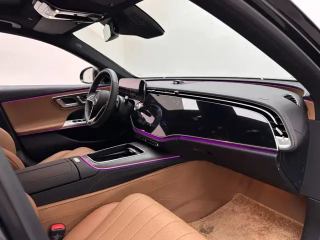 Mercedes-Benz E-Class — Фото автомобиля 11