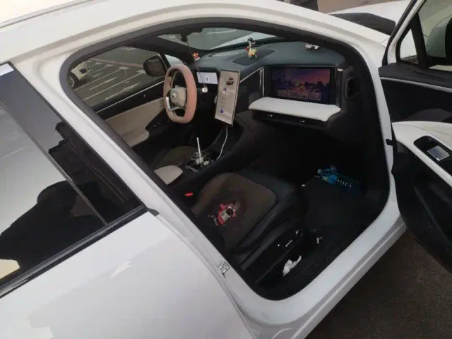 Geely Galaxy L7 — Фото автомобиля 19