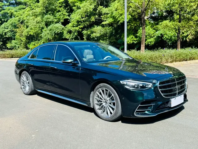 Фотография автомобиля — Mercedes-Benz S-Class