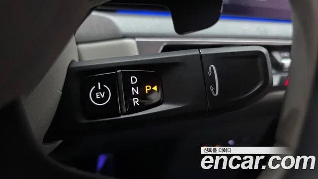 Kia EV9 — Фото автомобиля 12