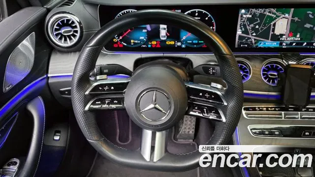 Mercedes-Benz CLS-Class — Фото автомобиля 13