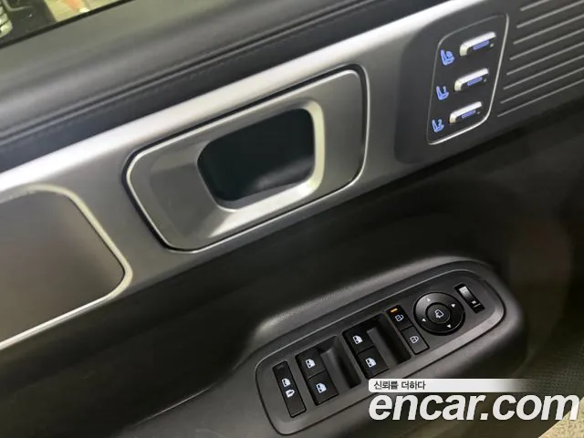 Hyundai Santa Fe MX5 — Фото автомобиля 17