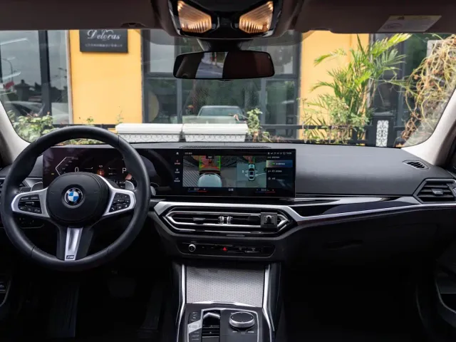 BMW 3 Series — Фото автомобиля 12