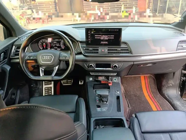 Audi Q5L — Фото автомобиля 5