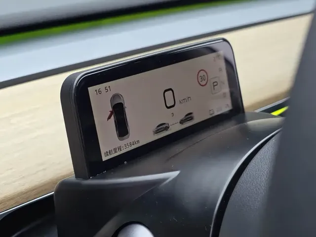Tesla Model 3 2022 Model Rear-Wheel Drive Version — Фото автомобиля 15