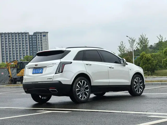 Cadillac XT5 — Фото автомобиля 5