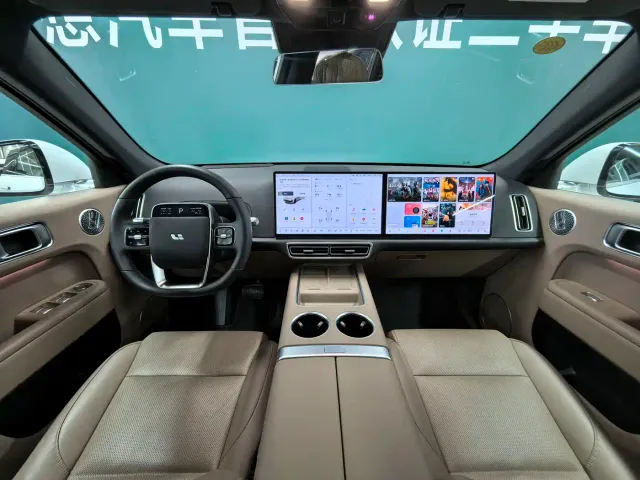 Li Auto L7 — Фото автомобиля 5