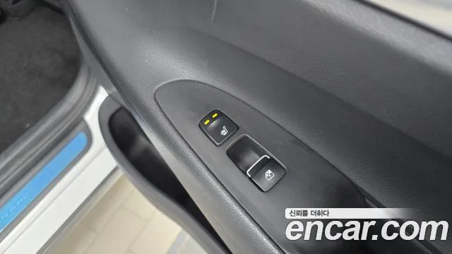 Hyundai Grandeur New — Фото автомобиля 23