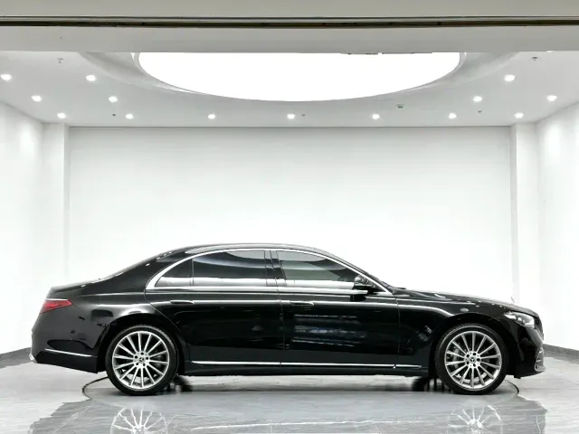 Mercedes-Benz S-Class — Фото автомобиля 4