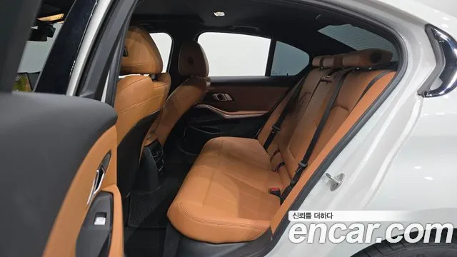 BMW 3 Series G20 — Фото автомобиля 17