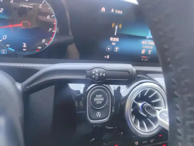 Mercedes-Benz A-Class — Фото автомобиля 16
