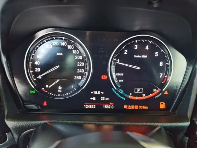 BMW 1 Series — Фото автомобиля 11