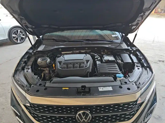 Volkswagen Passat — Фото автомобиля 19