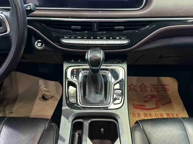 GAC Trumpchi M6 — Фото автомобиля 12