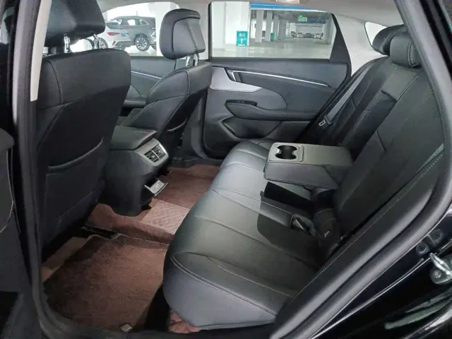 Buick LaCrosse — Фото автомобиля 9