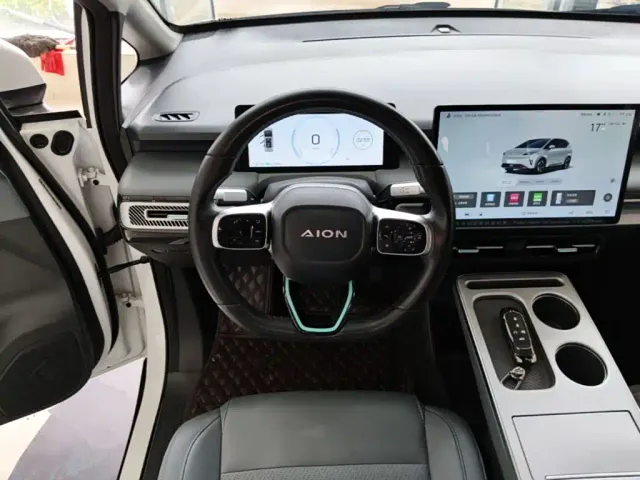 GAC Aion Y — Фото автомобиля 10