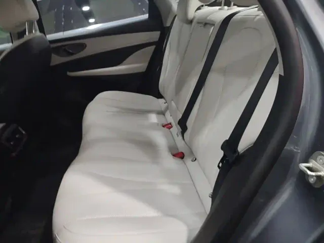 BYD Seal 05 DM-i — Фото автомобиля 16