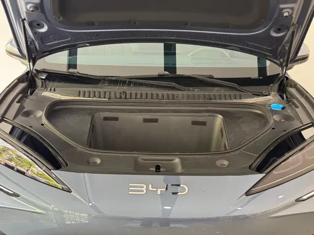 BYD Sealion 07 EV — Фото автомобиля 4