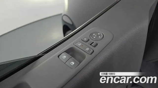 Hyundai Staria — Фото автомобиля 30