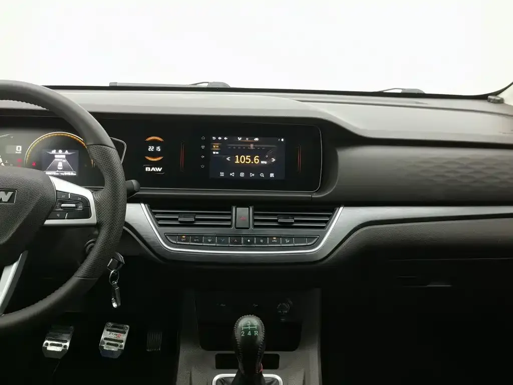 BAW (Beijing Automobile Works) Ruisheng Ace M7 2023 2.0L Long Wheelbase Creative Edition 7-seater — Фото автомобиля 12