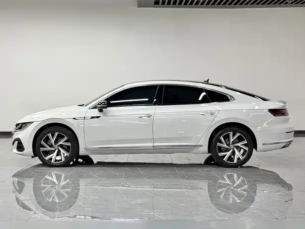 Volkswagen CC — Фото автомобиля 11