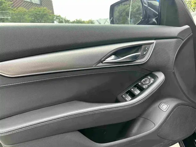 Cadillac CT5 — Фото автомобиля 16