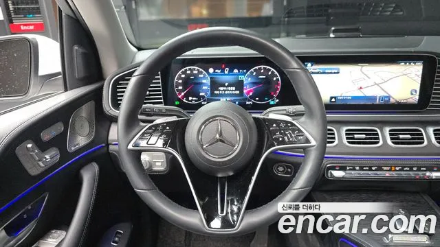Mercedes-Benz GLE-Class — Фото автомобиля 11