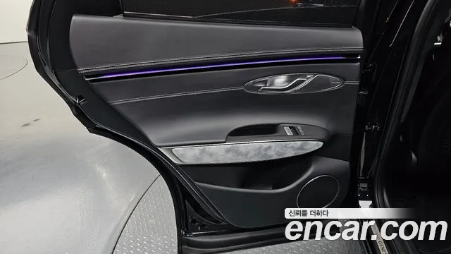 Genesis GV70 Electrified GV70 — Фото автомобиля 25