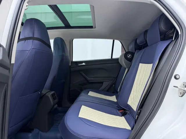 Volkswagen T-Cross — Фото автомобиля 17