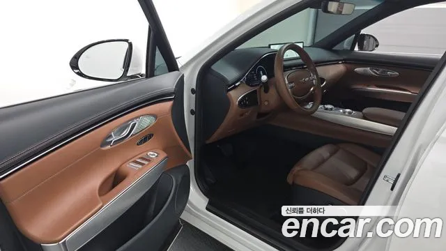Genesis GV70 2.5T Бензин AWD — Фото автомобиля 10