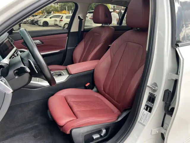 BMW 3 Series — Фото автомобиля 19