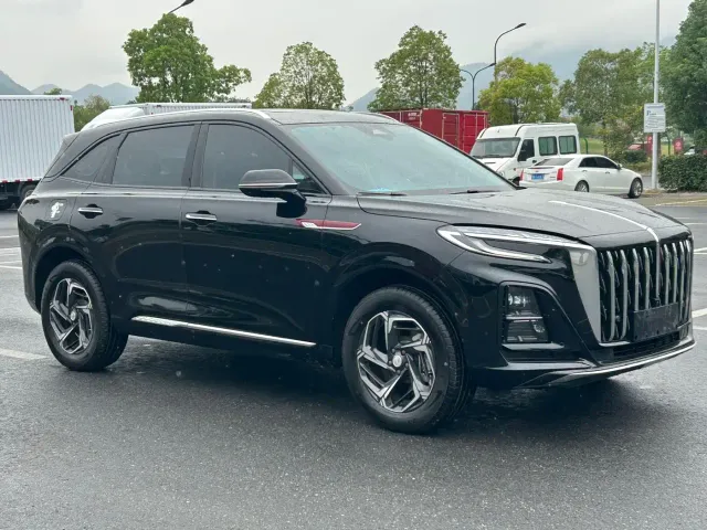 Фотография автомобиля — Hongqi HS3