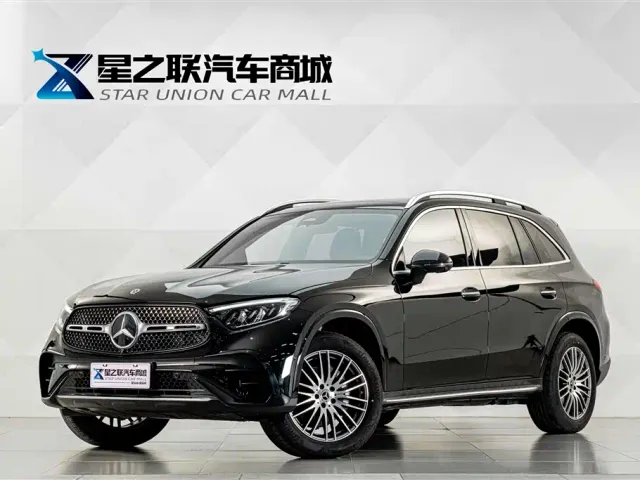 Фотография автомобиля — Mercedes-Benz GLC-Class