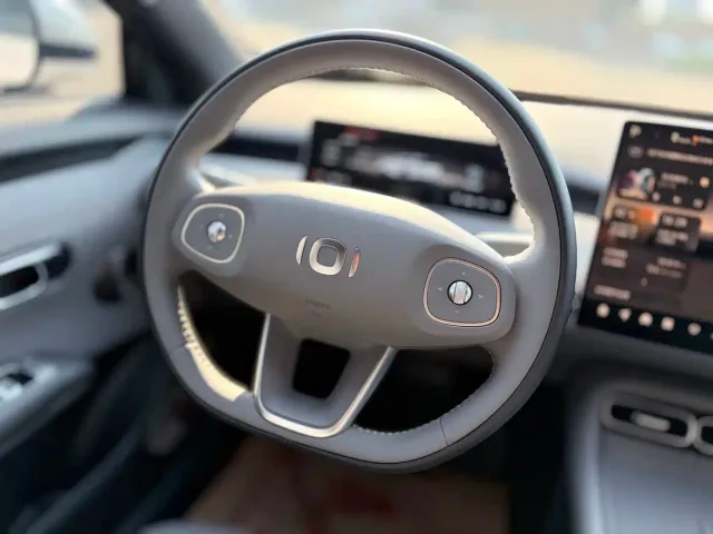 Changan Qiyuan A06 — Фото автомобиля 15