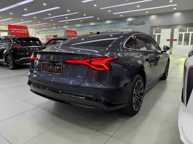 Hongqi H7 — Фото автомобиля 4