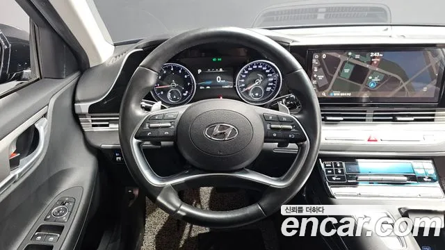 Hyundai Grandeur Grandeur (New) — Фото автомобиля 18