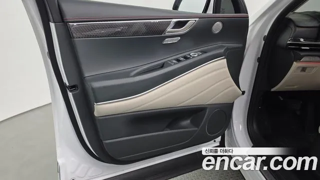 Genesis GV80 Coupe — Фото автомобиля 13